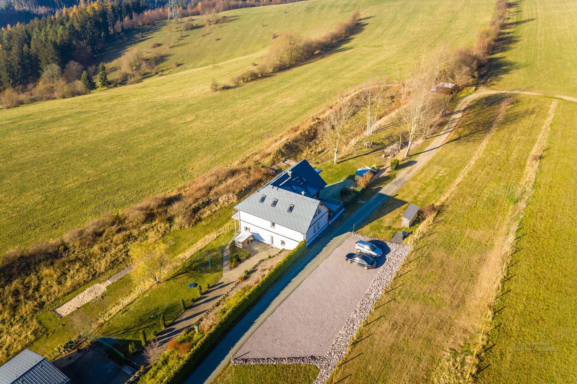Ferienwohnung Fuchsbau Im Eg Des Ferienhauses Falkenhoehe Schwarzatal Exterior photo